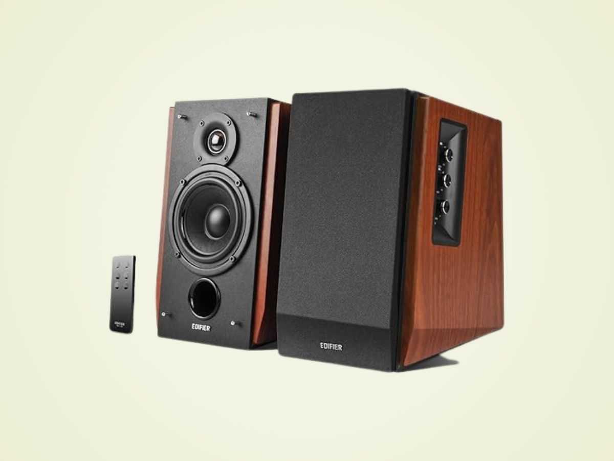 Picture of Edifier R1700BT: Superior Sound for Indoor Parties